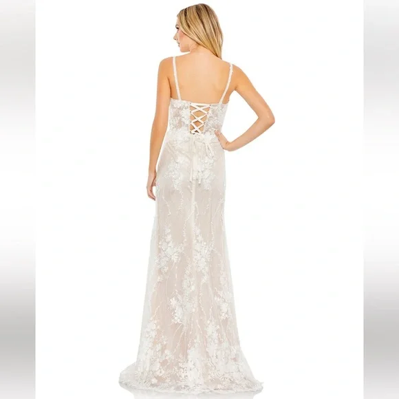 NWT $898 Size 12 Mac Duggal Floral Applique Sleeveless Mermaid Gown - Picture 3 of 3